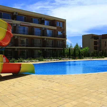 Апартамент In Holiday Fort Golf Club Слънчев бряг