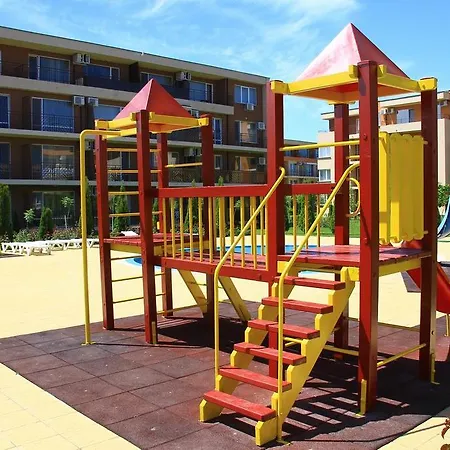 In Holiday Fort Golf Club Слънчев бряг